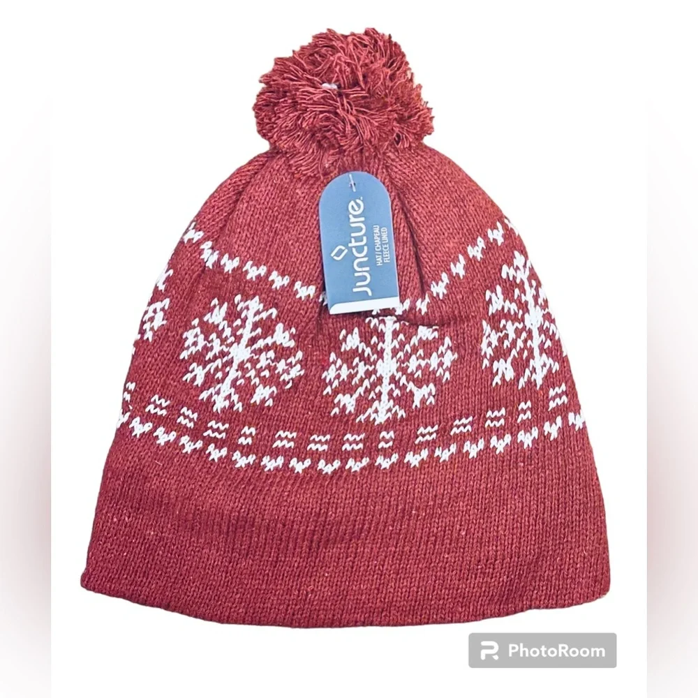 NWT Juncture Fleece Lined Fall/Winter Hats New with Tag Beanie Chapeau-Burgandy